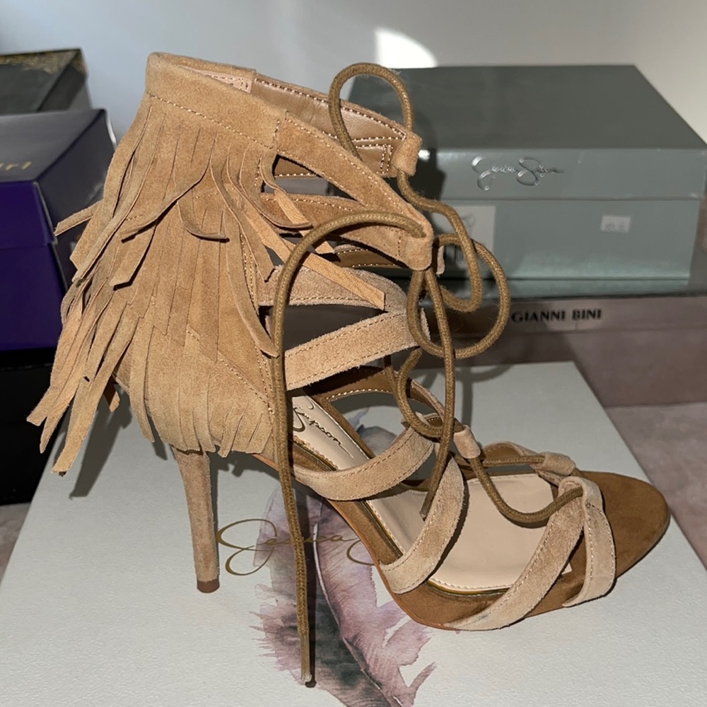 Size 8 Jessica Simpson Dakota Tan Heels